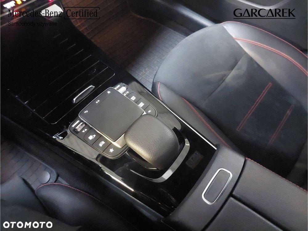 Mercedes-Benz Klasa A 180 AMG Line 7G-DCT - 25