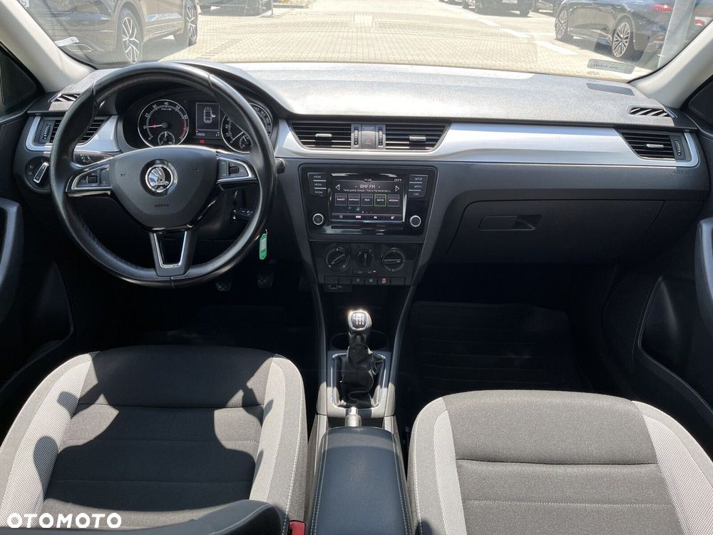 Skoda RAPID 1.0 TSI Ambition - 23