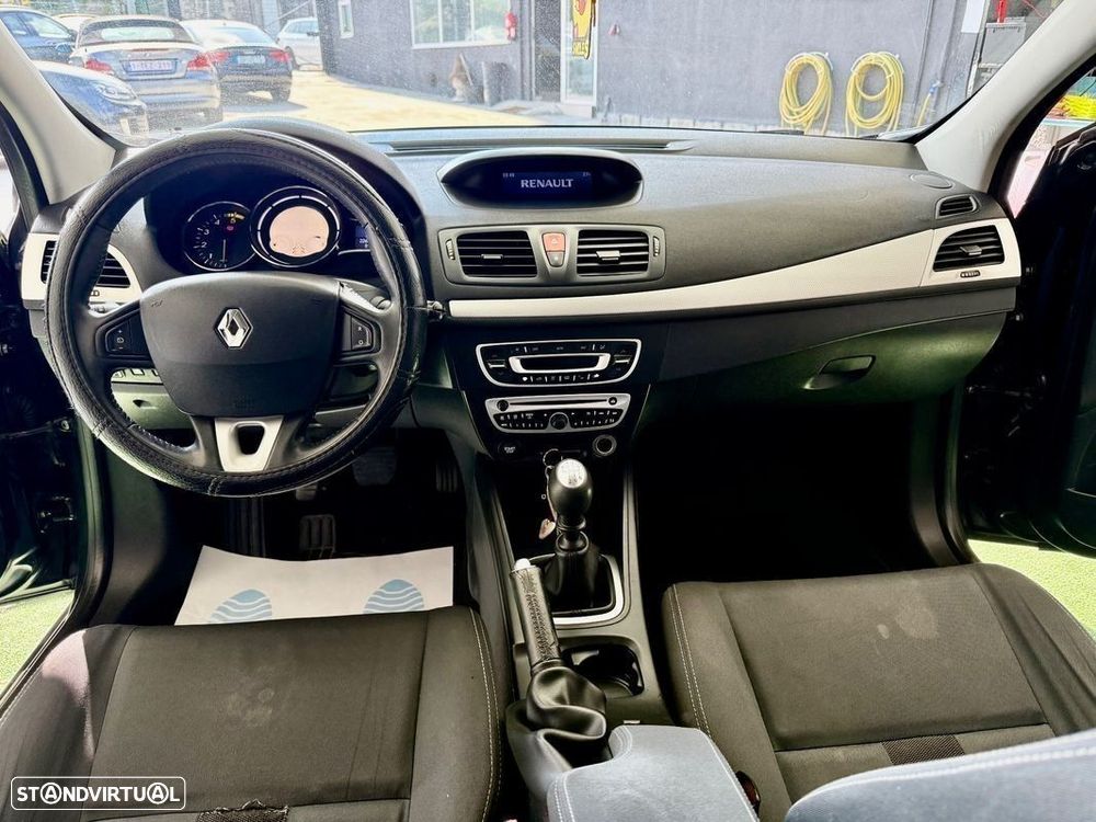 Renault Mégane Sport Tourer 1.5 dCi Dynamique - 6