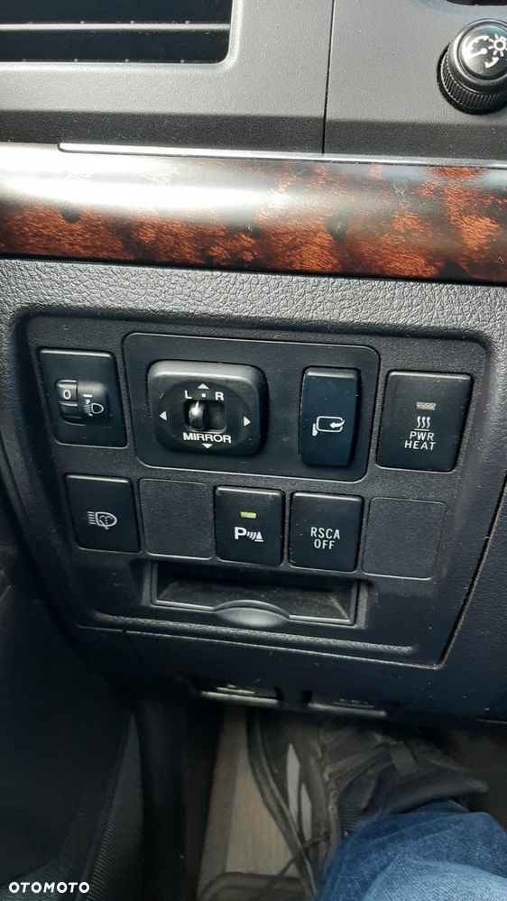 Toyota Land Cruiser LC 4.5 V8 D-4D Prestige 7os - 25