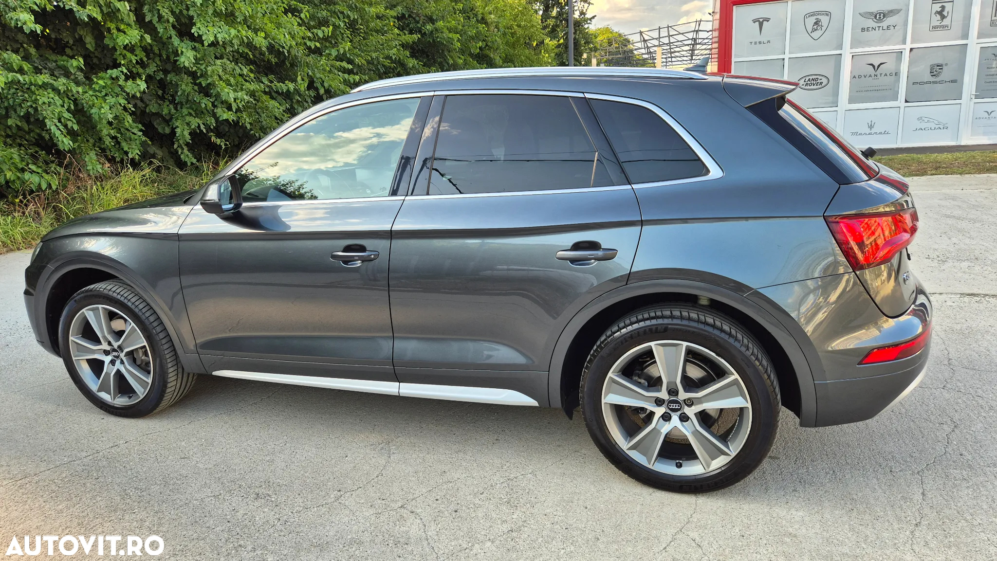 Audi Q5 2.0 40 TDI quattro S tronic Sport - 9