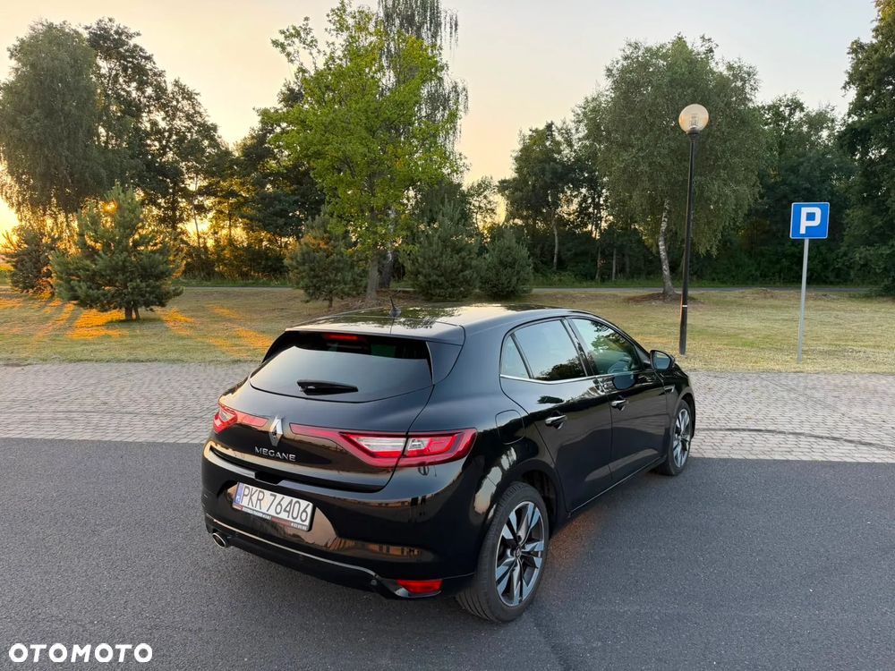 Renault Megane TCe 140 GPF EDC INTENS - 10