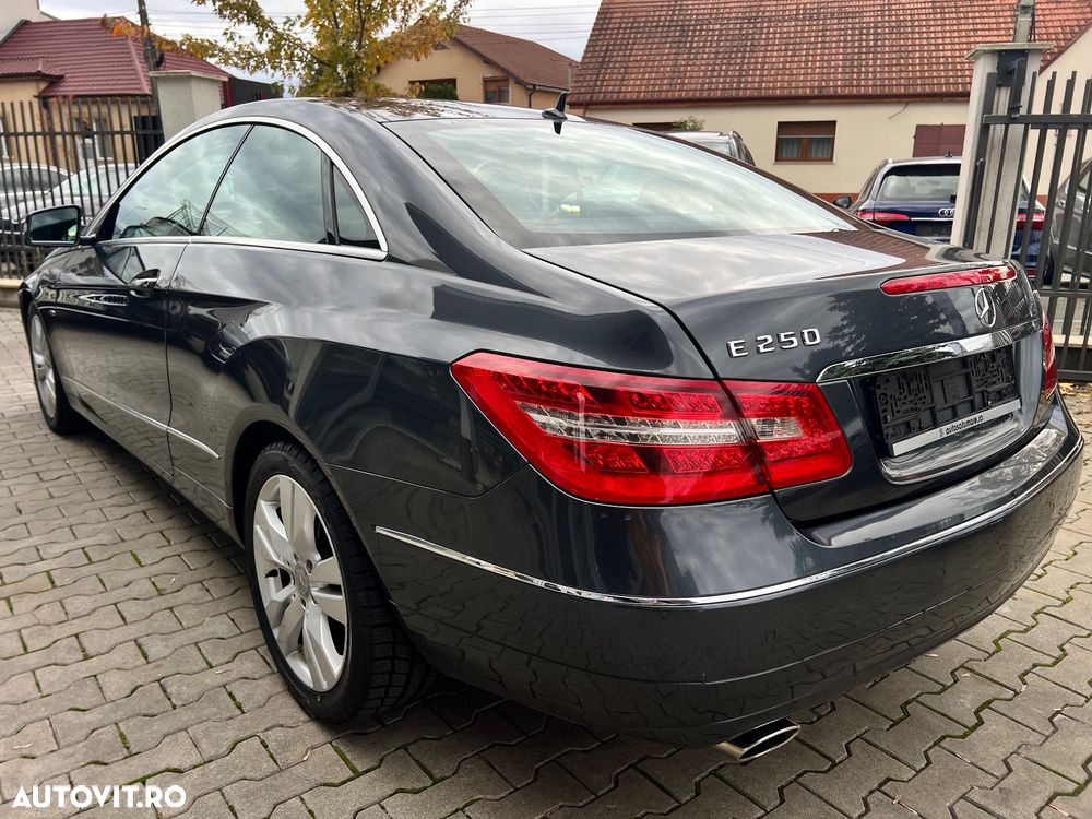 Mercedes-Benz E 250 CDI Coupe 7G-TRONIC - 3