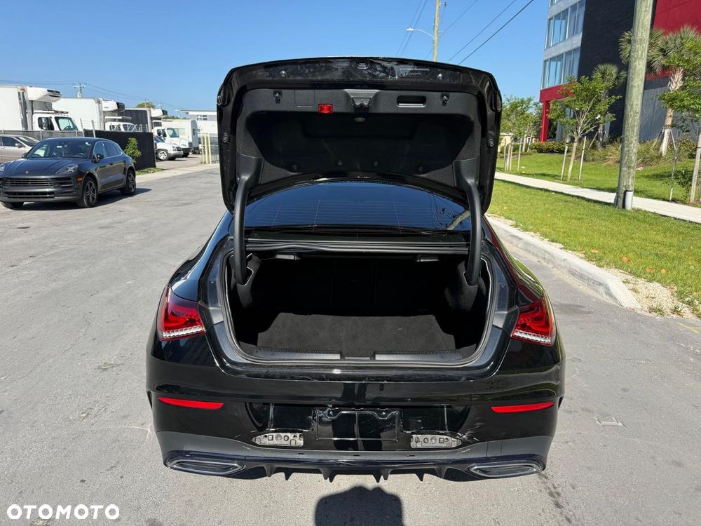 Mercedes-Benz CLA 250 4Matic 8G-DCT Special Edition - 12