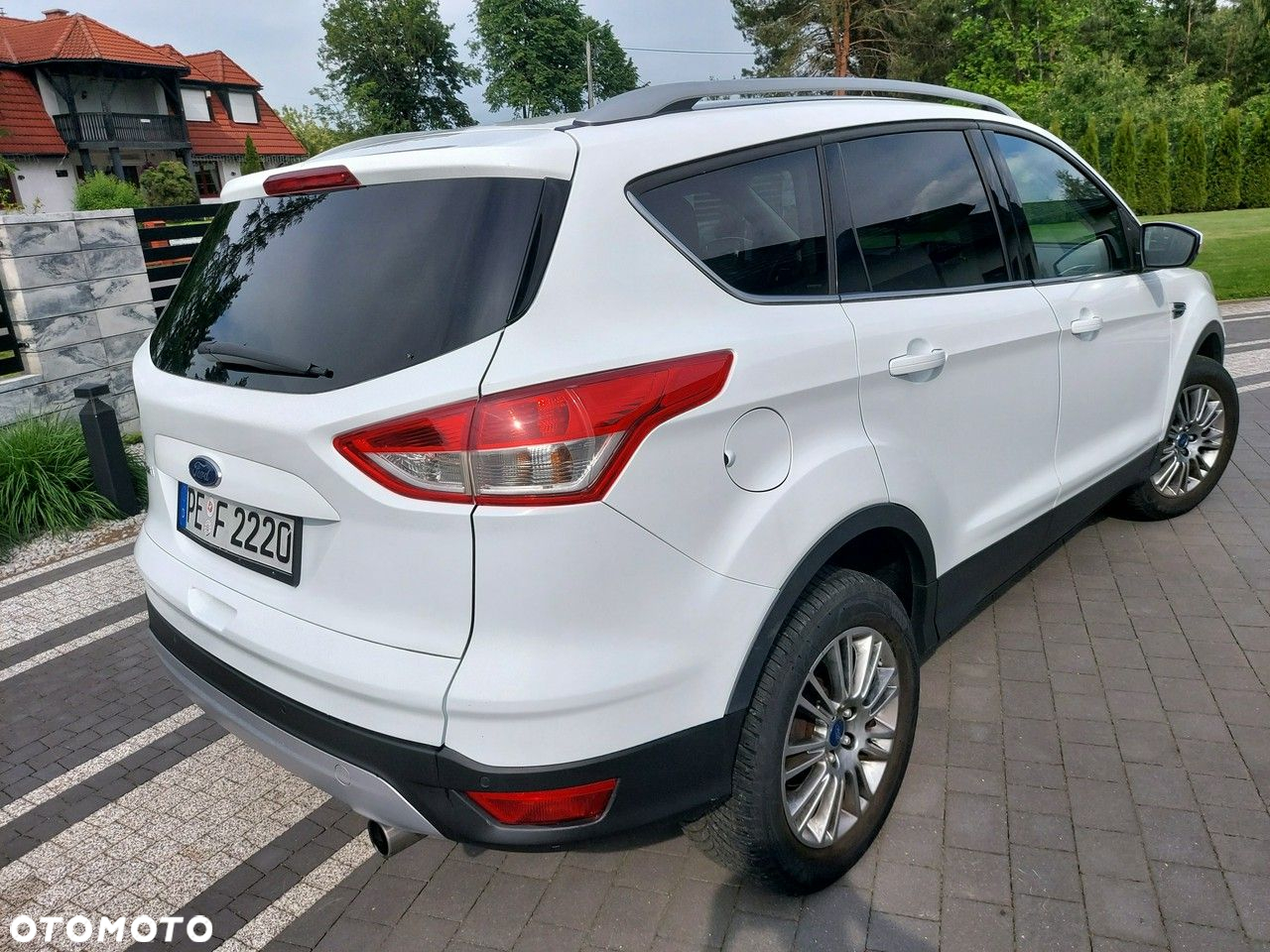 Ford Kuga - 5