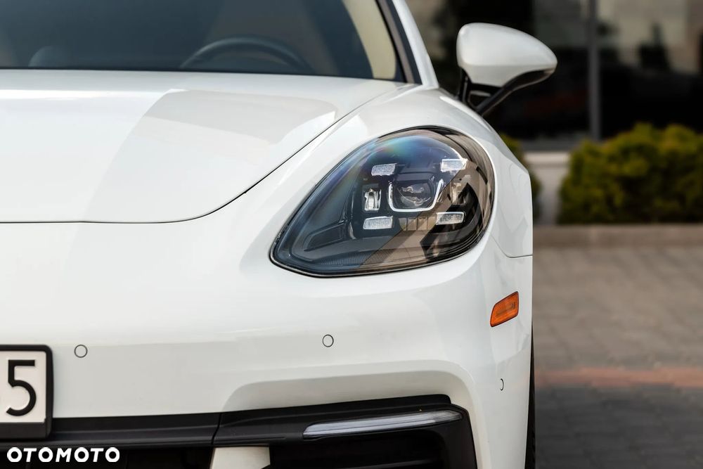 Porsche Panamera Standard - 7