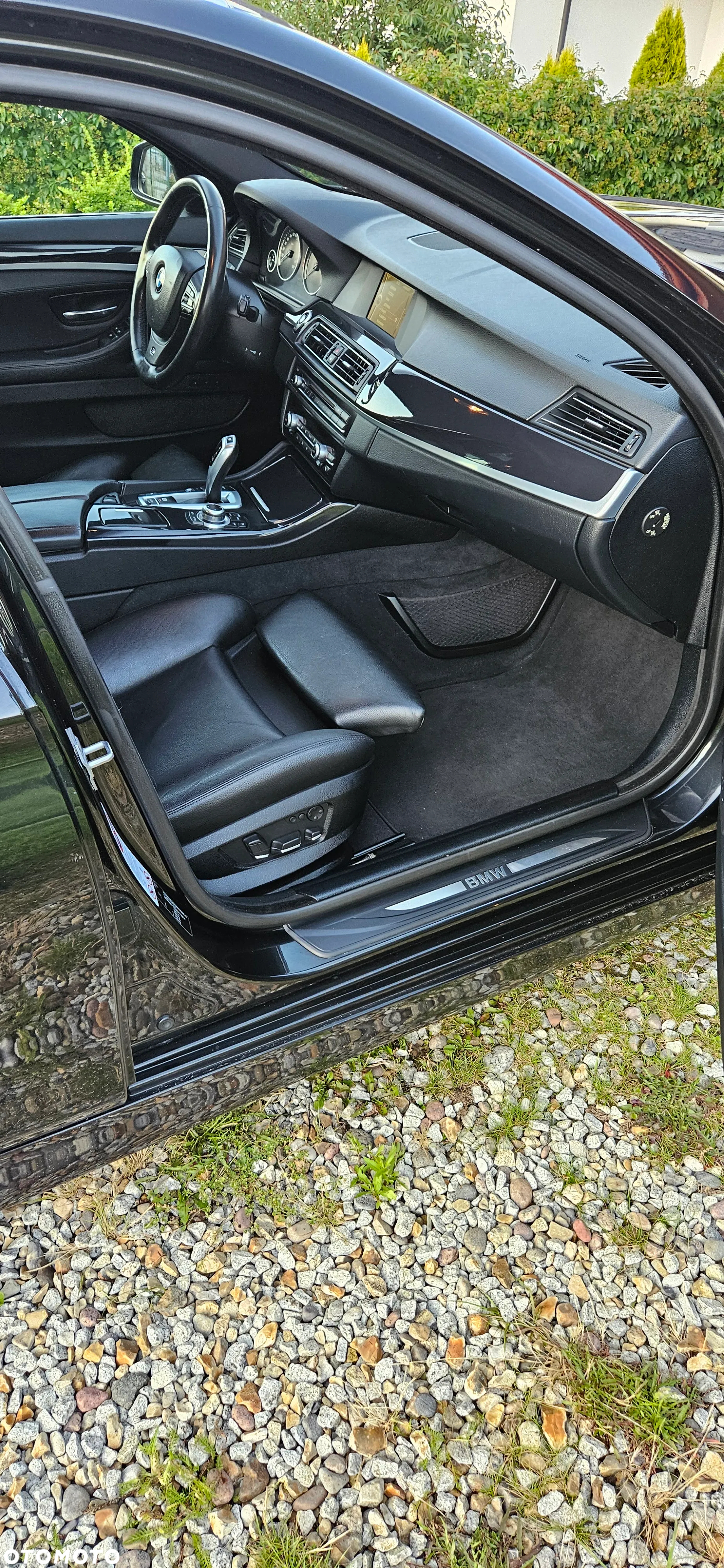 BMW Seria 5 520d - 12