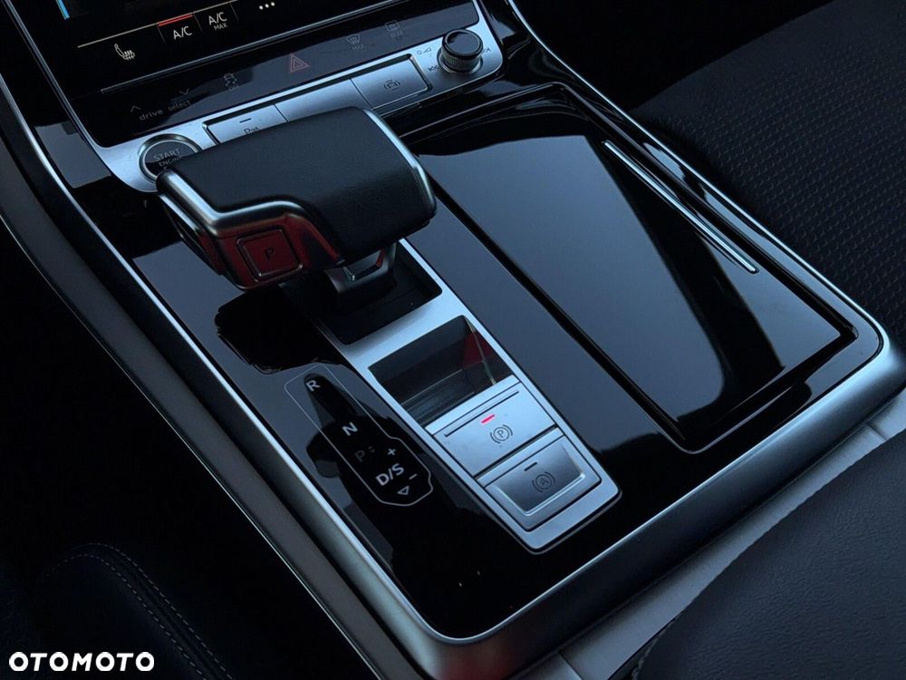 Audi Q7 55 TFSI mHEV Quattro S Line Tiptr - 35