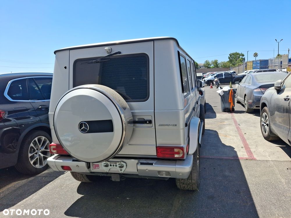 Mercedes-Benz Klasa G AMG 63 AMG SPEEDSHIFT 7G-TRONIC - 7