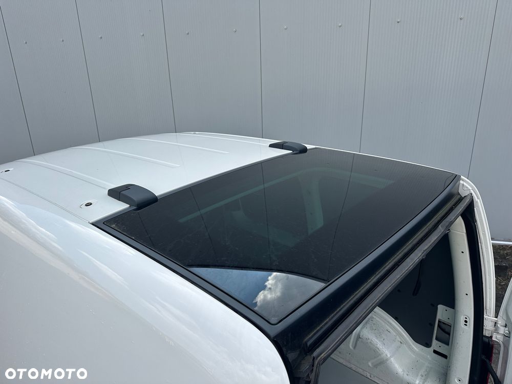 Volkswagen Caddy - 9