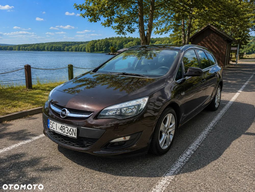 Opel Astra 1.4 Turbo Exklusiv - 1