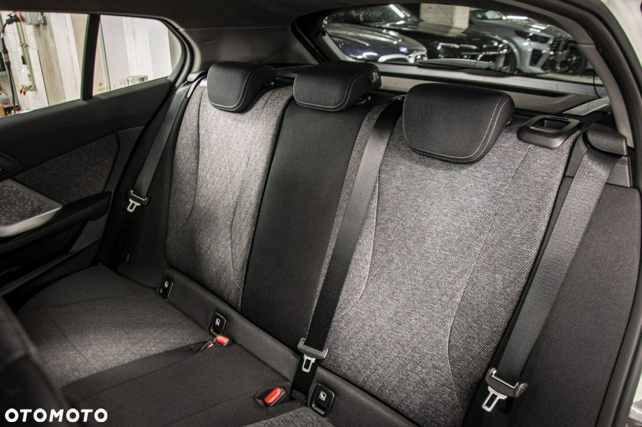 BMW Seria 1 - 15