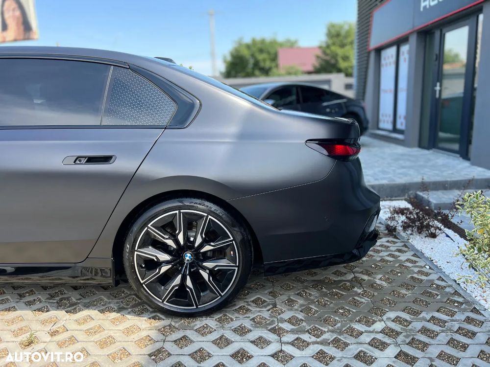 BMW M7 M760e xDrive AT PHEV - 10