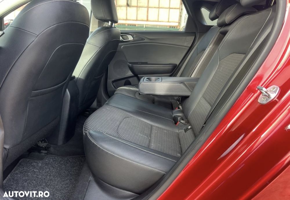 Kia Ceed 1.6 CRDi Eco-Dynamics+ (48V Mild-Hybrid) Edition 7 - 25