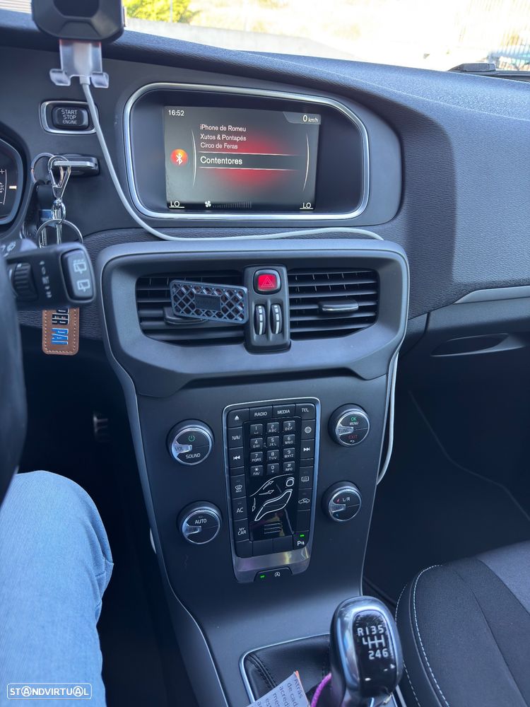 Volvo V40 D2 Kinetic - 12