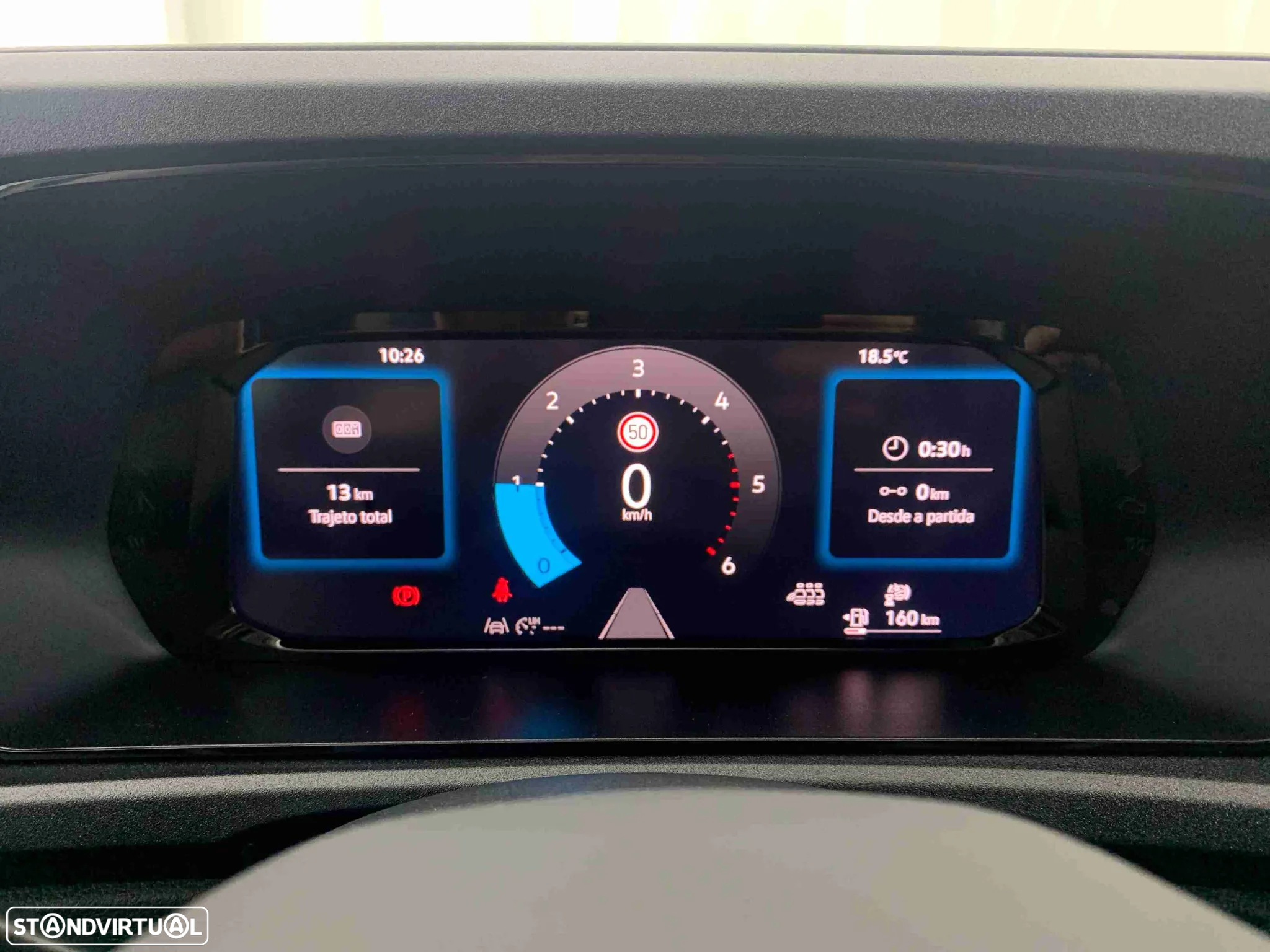 VW Caddy Maxi 25 2.0 TDI - 11