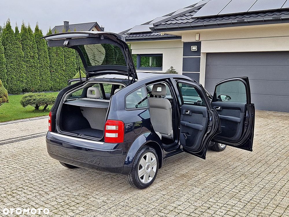 Audi A2 1.4 - 10