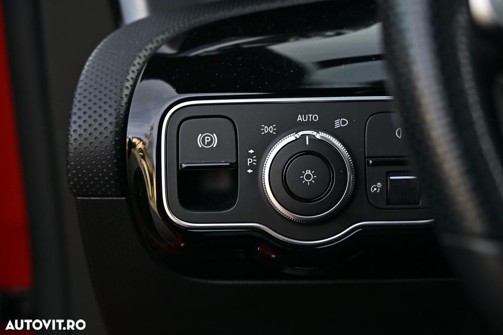 Mercedes-Benz CLA 180 7G-DCT Edition AMG Line - 36