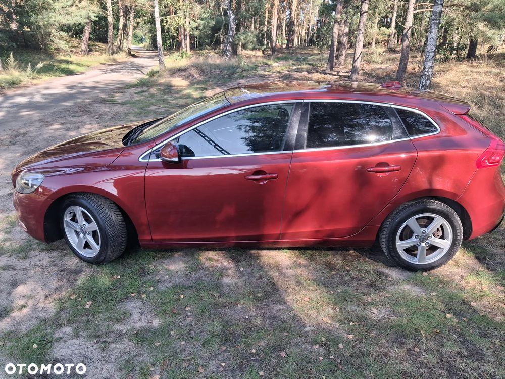 Volvo V40 D2 Momentum - 8