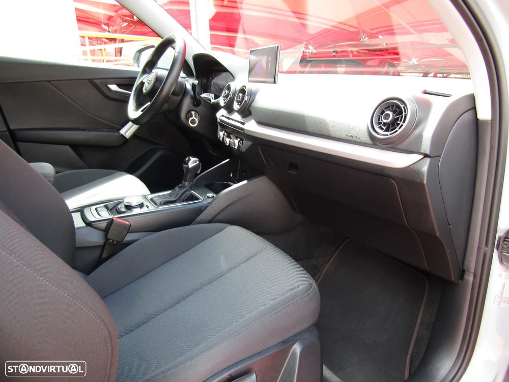 Audi Q2 30 TDI Advanced S tronic - 13