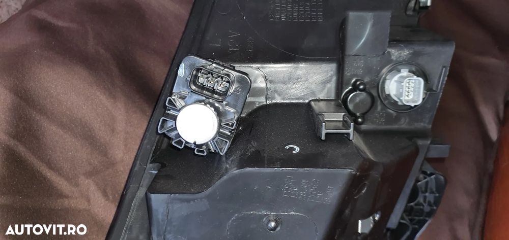 FAR LED OEM NOU, Honda CR-V Hibrid RW-RT - 6