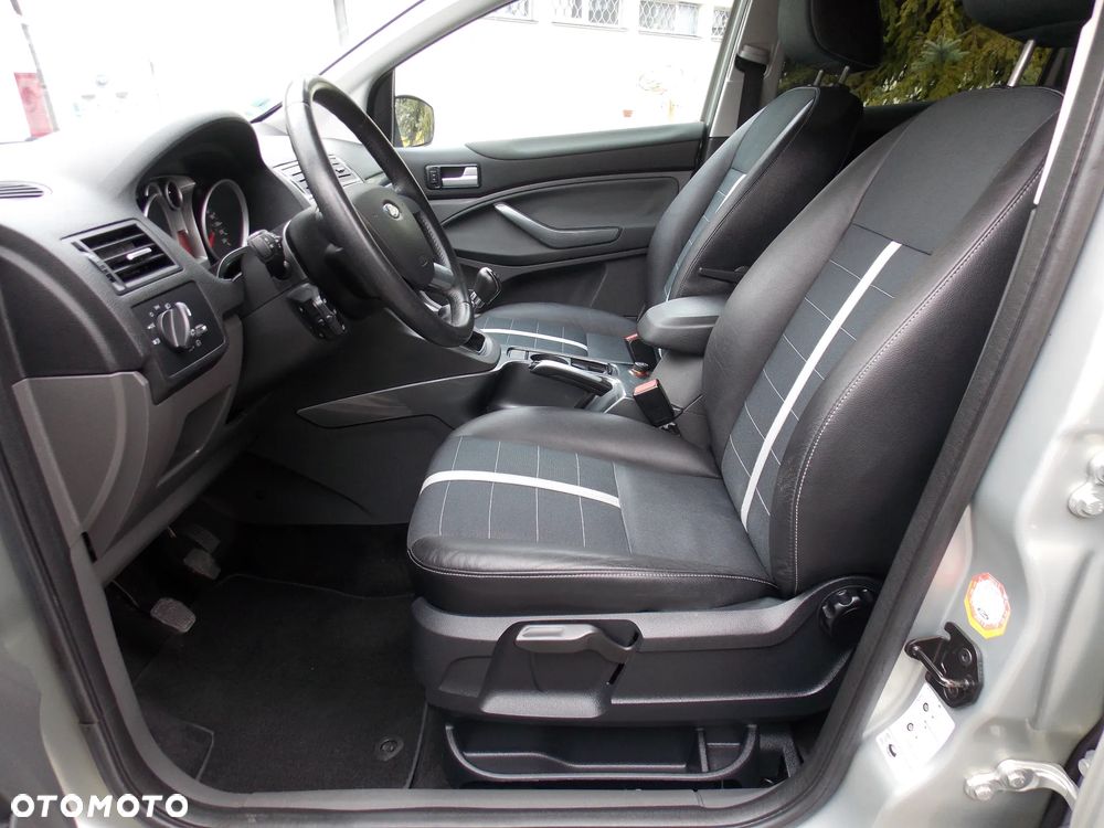 Ford Kuga 2.0 TDCi Titanium - 22