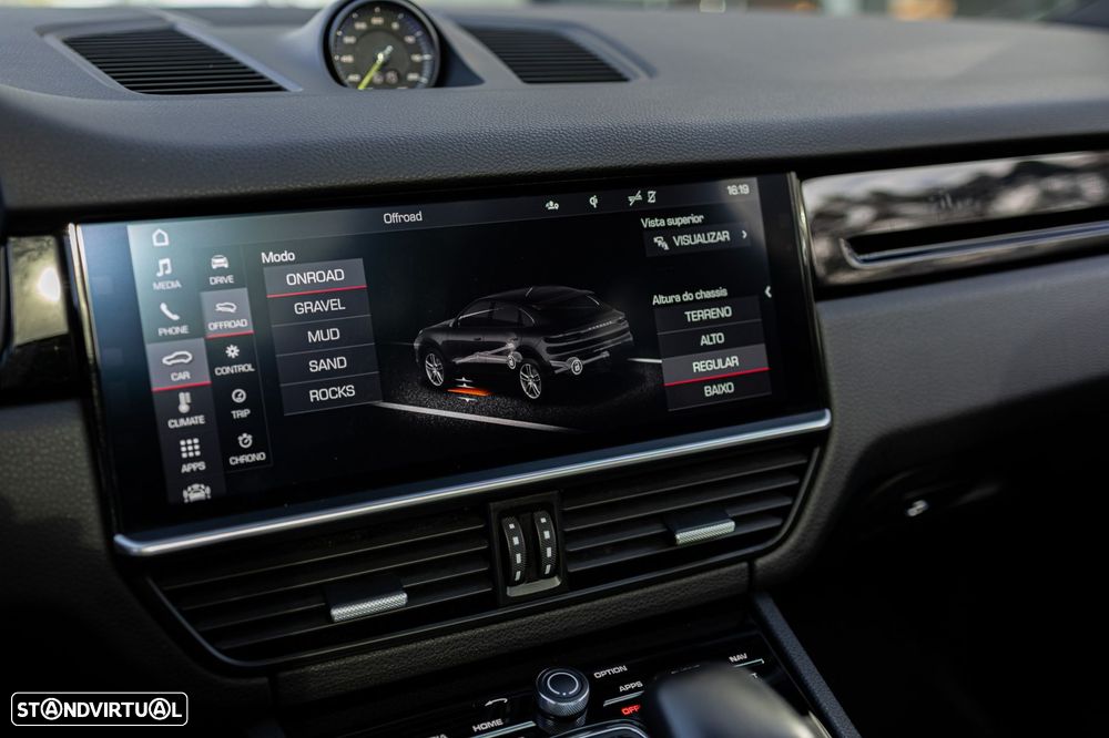 Porsche Cayenne Coupé E-Hybrid - 22