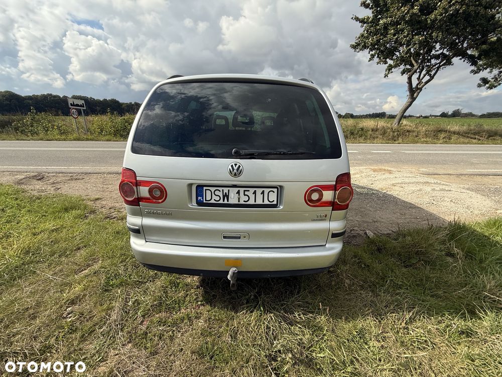 Volkswagen Sharan - 3