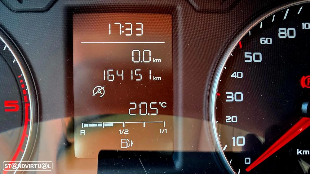 Audi A1 1.6 TDI Admired - 12