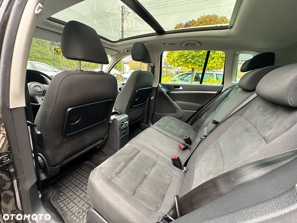 Volkswagen Tiguan - 9