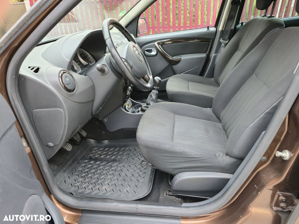 Dacia Duster 1.5 dCi 4x4 Prestige - 6