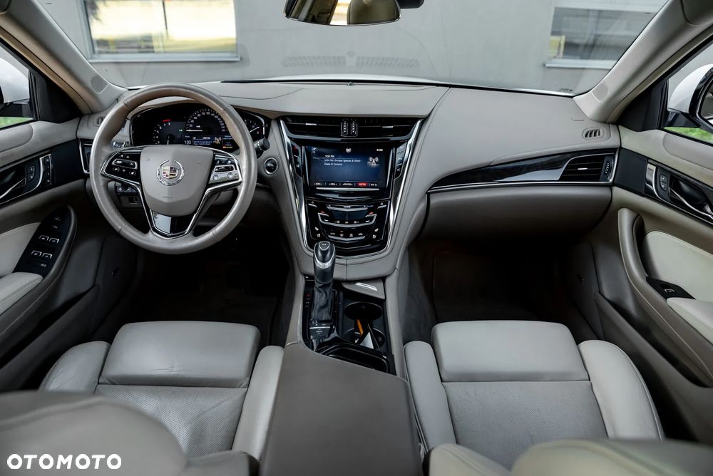 Cadillac CTS - 20