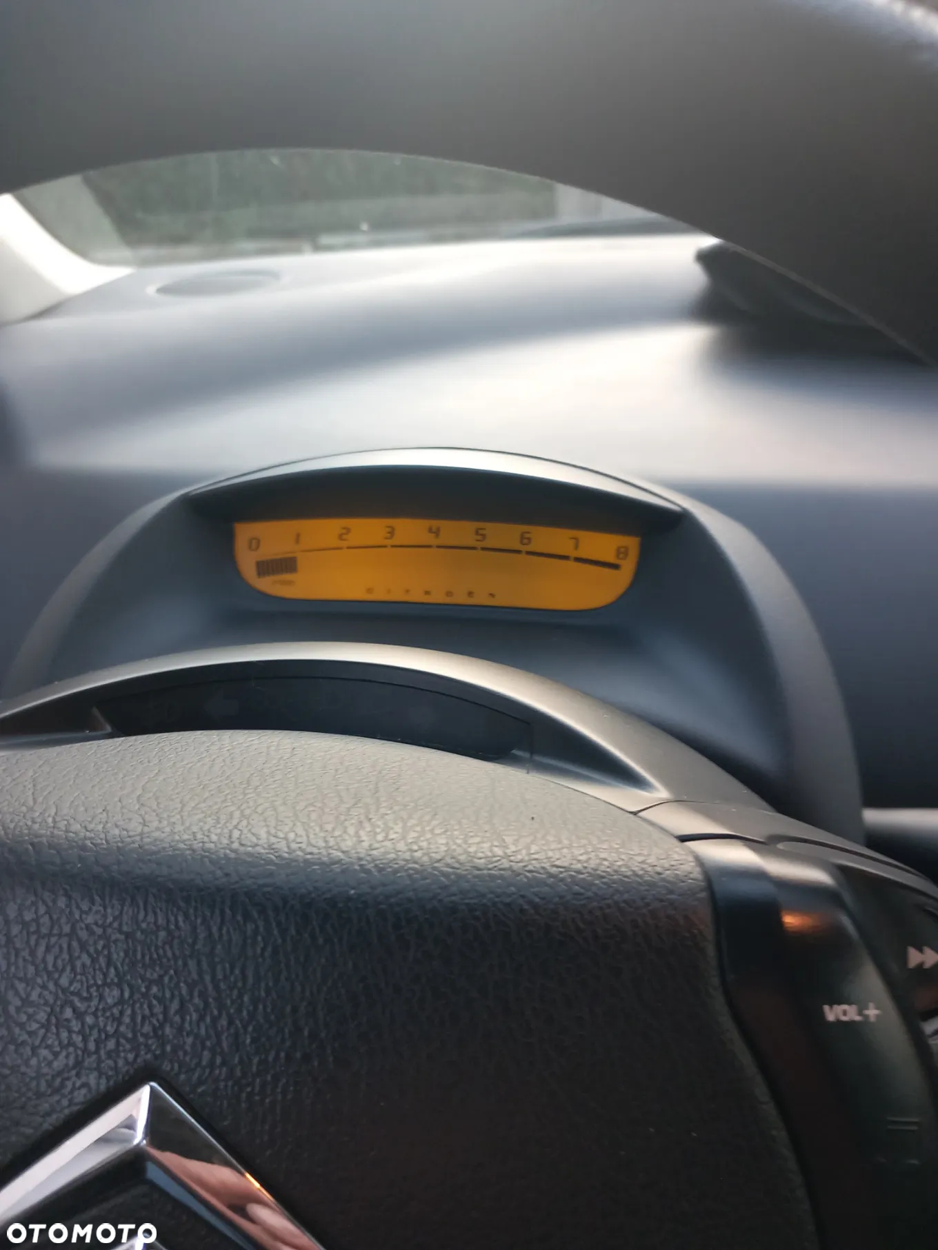 Citroën C4 1.6 16V Confort - 9