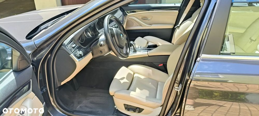 BMW Seria 5 535d xDrive - 8