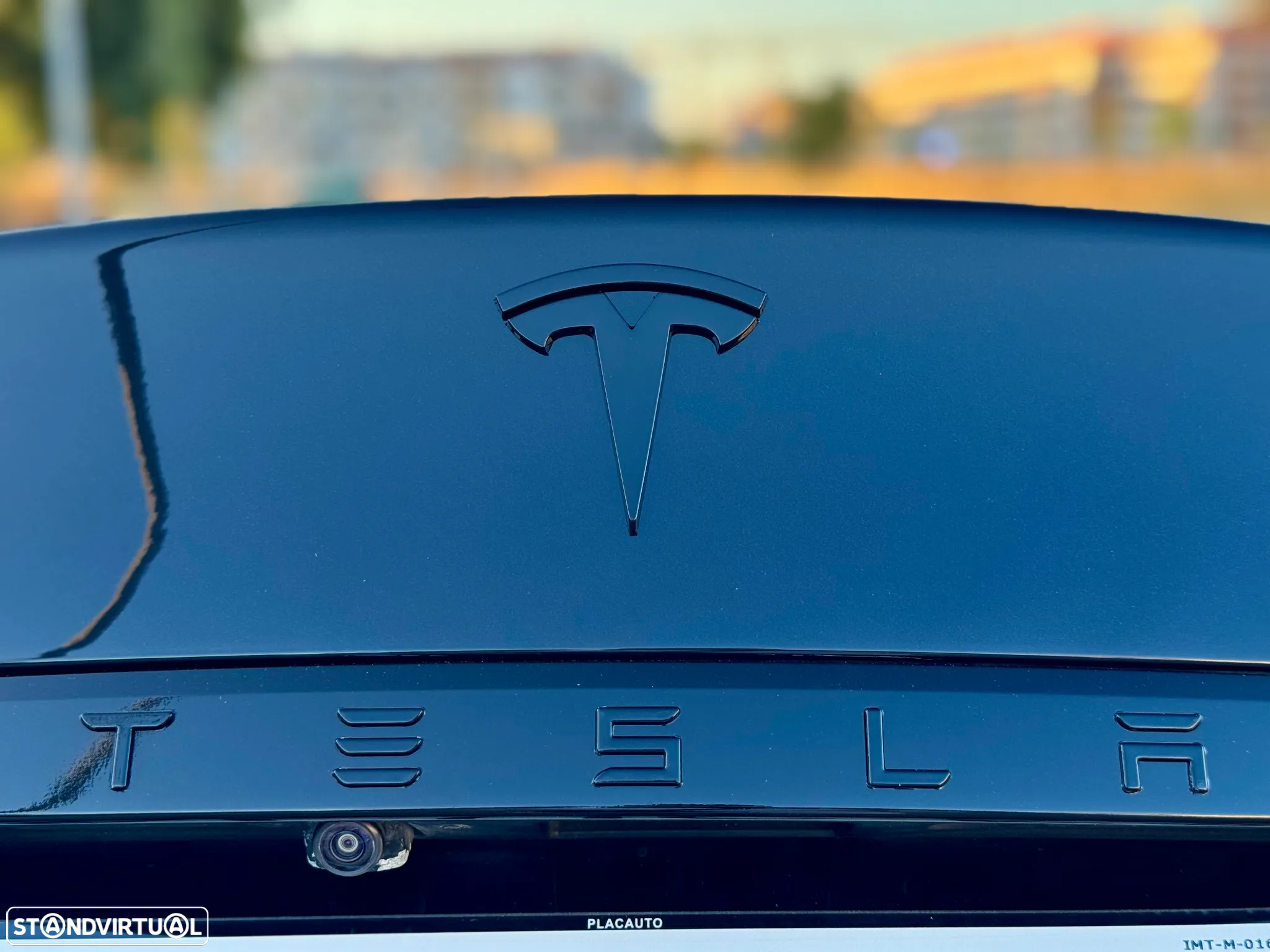 Tesla Model S - 36