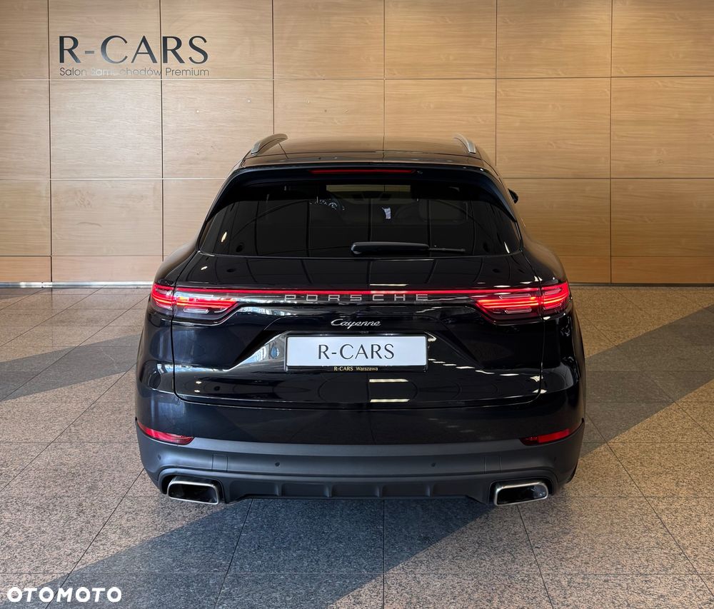 Porsche Cayenne Standard - 8
