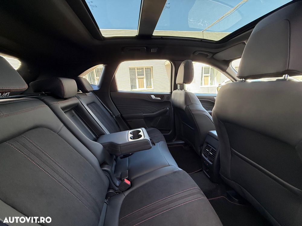 Ford Kuga 2.5 Duratec FWD PHEV ST-Line X - 12