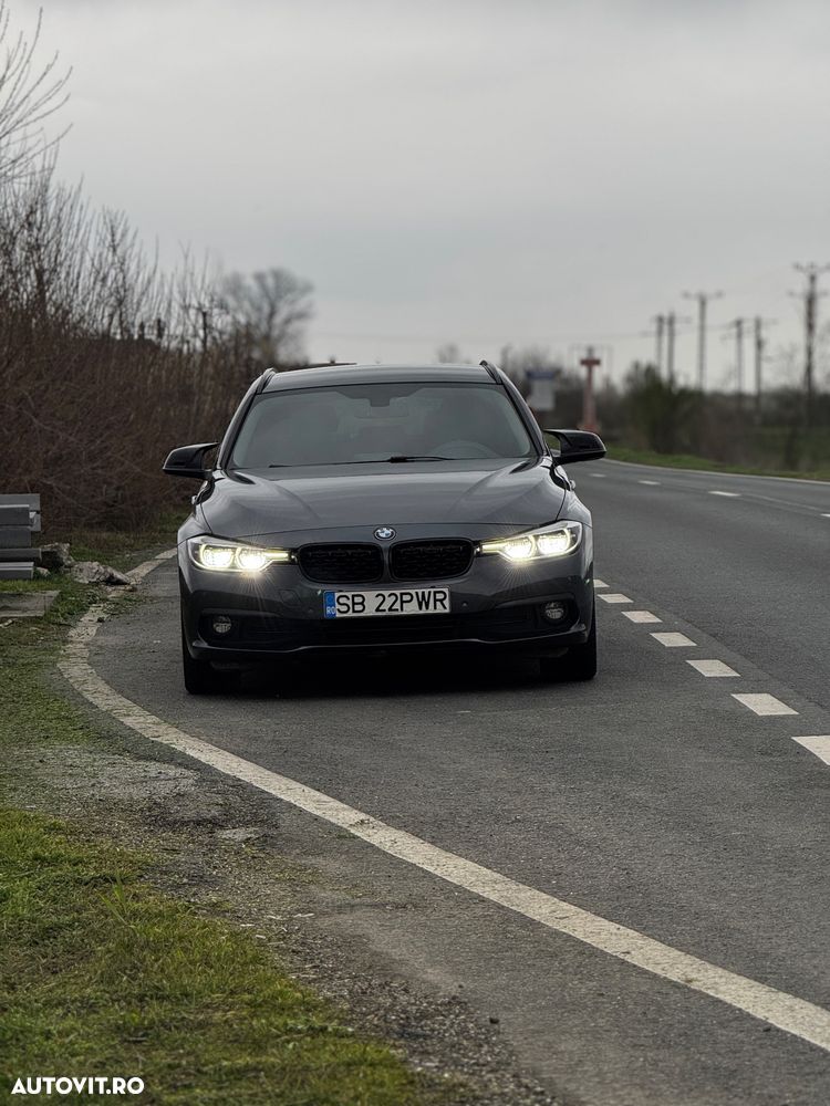 BMW Seria 3 320d Aut. Efficient Dynamics Edition - 34