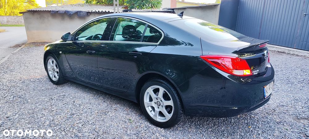 Opel Insignia 1.8 Executive - 32