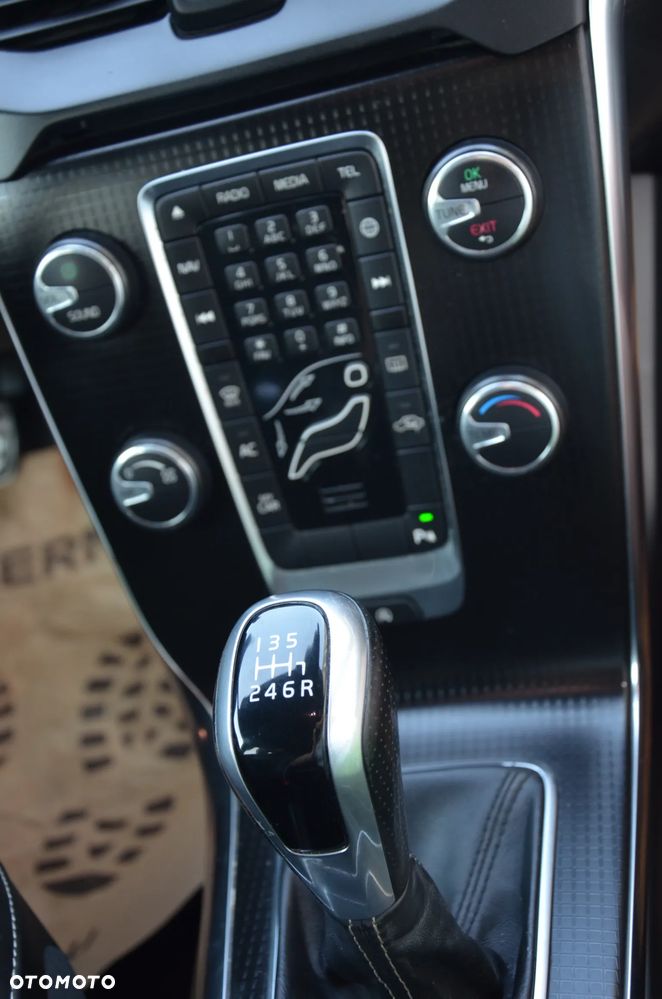 Volvo V40 D2 RDesign - 21