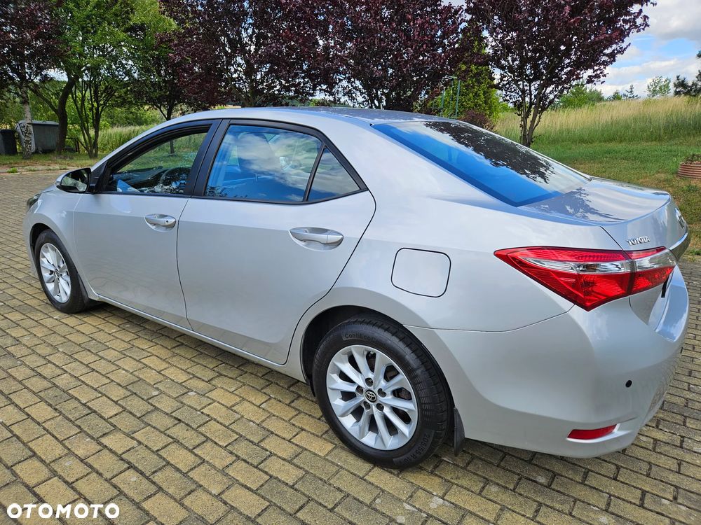 Toyota Corolla 1.4 D-4D Active EU6 - 11