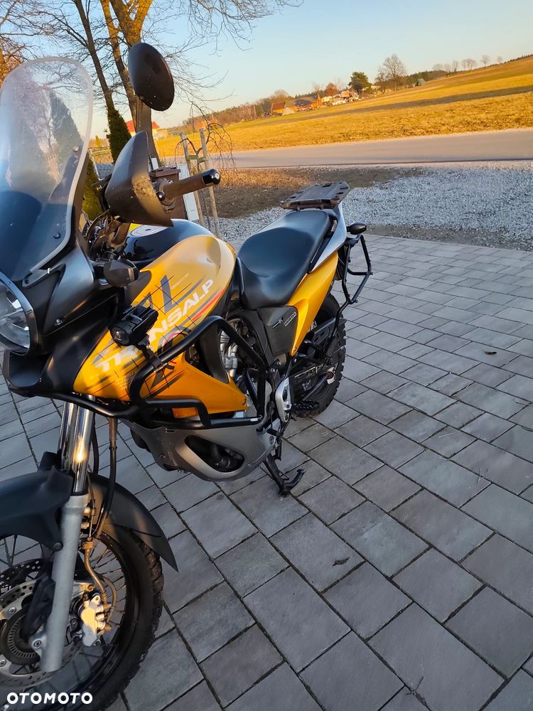 Honda Transalp - 7