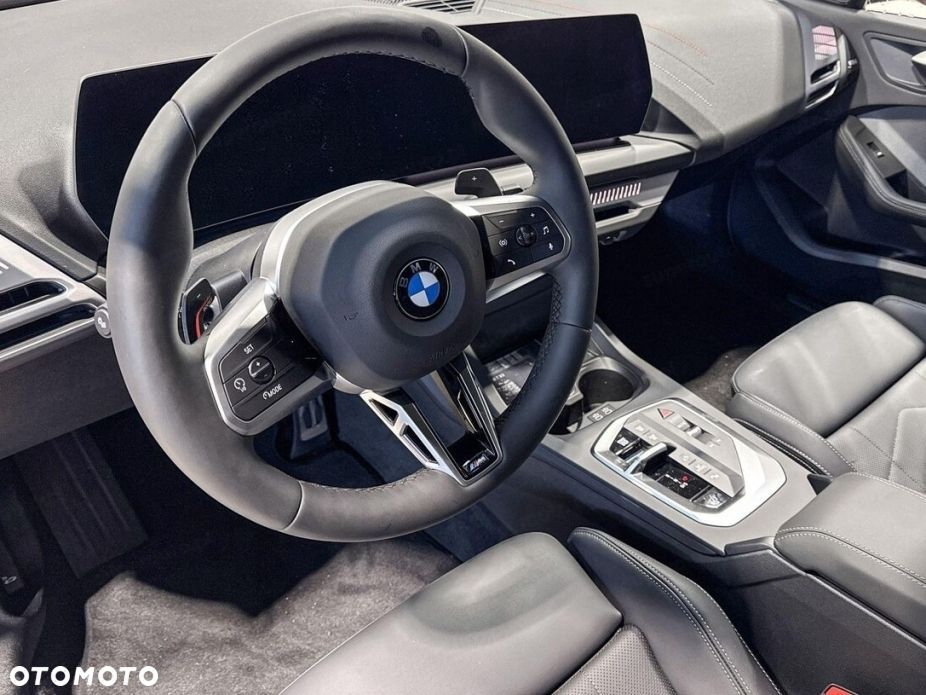 BMW Seria 1 120 mHEV - 11