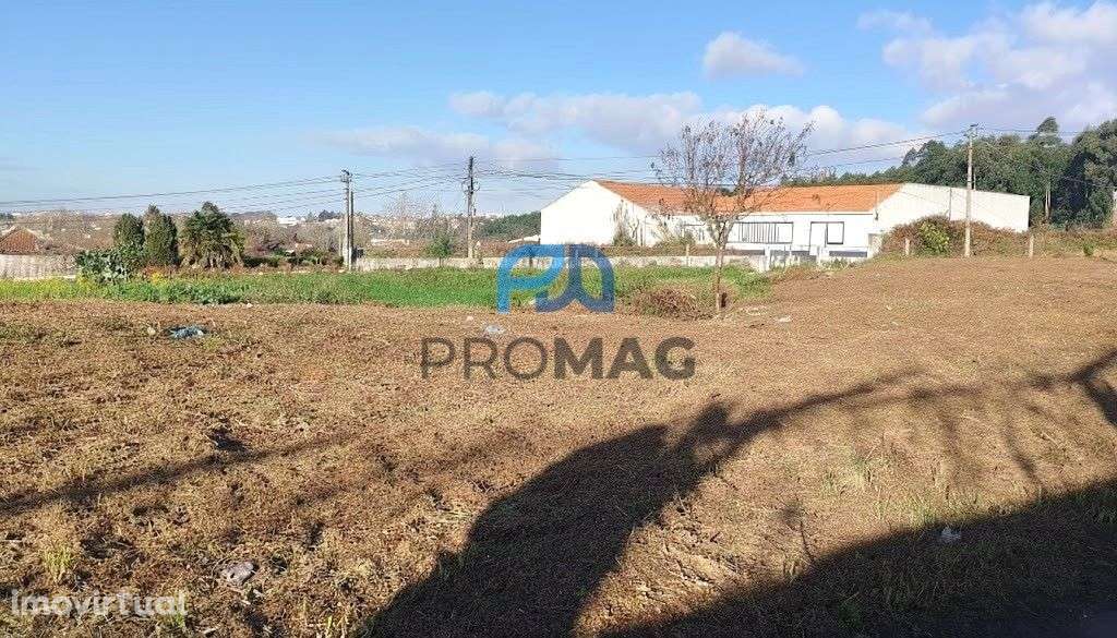 Terreno de 3850 m2 + Armazém | Potencial para Moradias - Grande imagem: 5/21