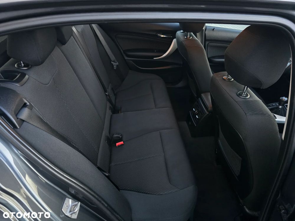 BMW Seria 1 118i Edition M Sport Shadow - 22