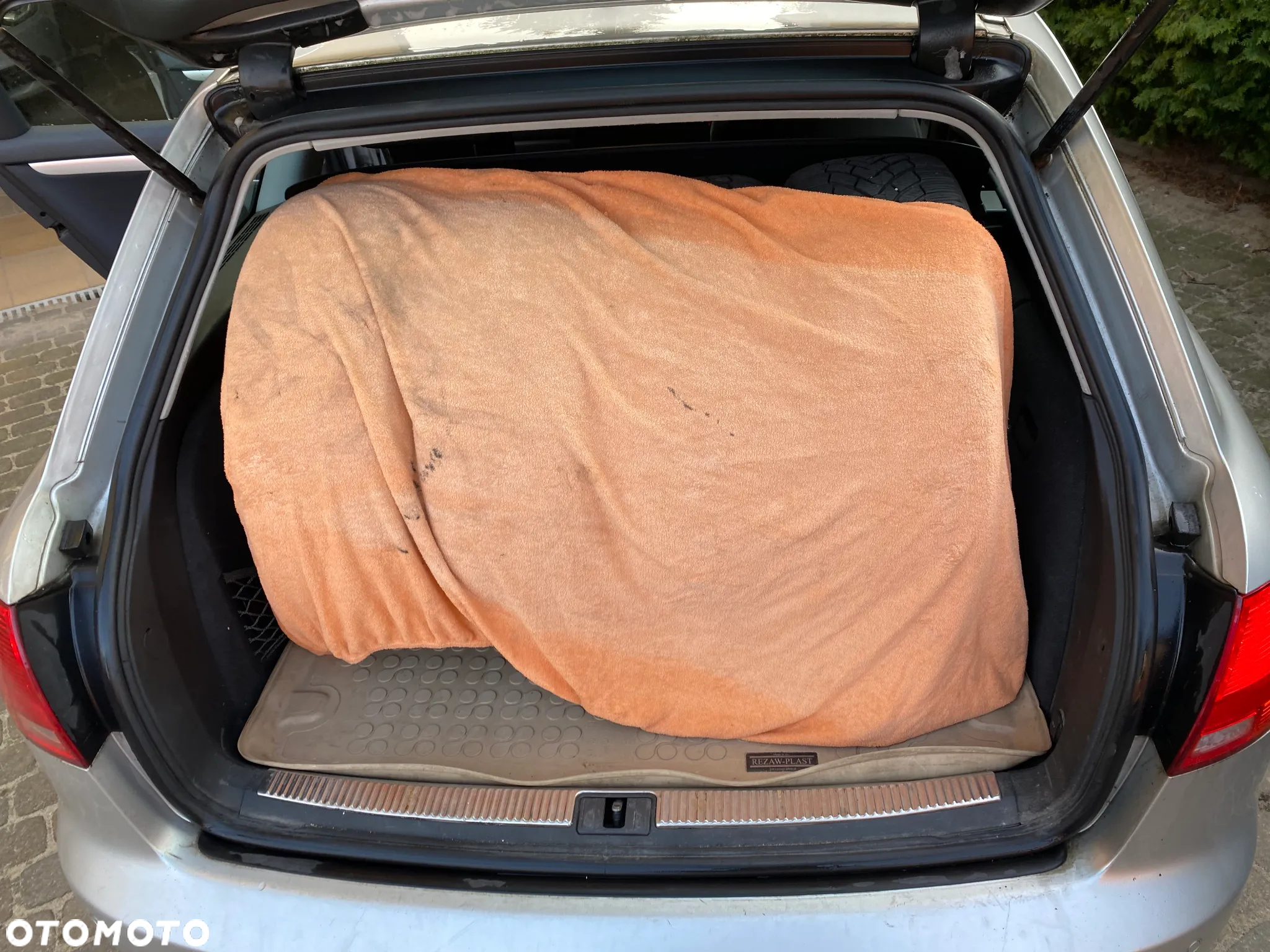 Audi A4 Avant 2.0 TDI - 12