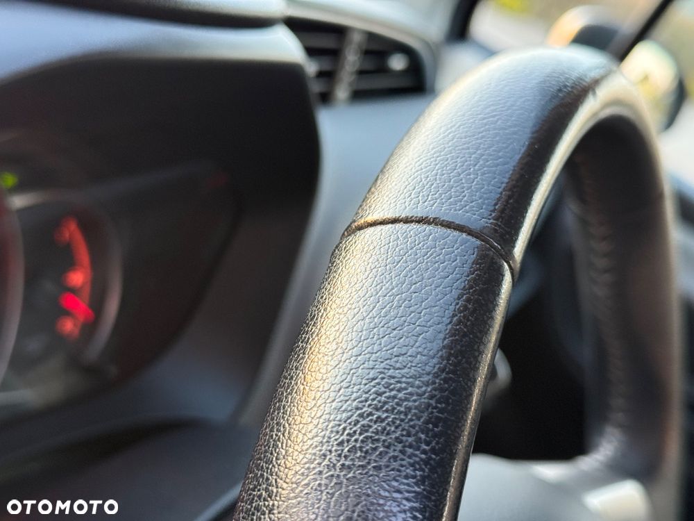 Toyota Yaris 1.33 Luna - 31