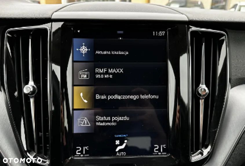 Volvo XC 60 D4 SCR Momentum - 8