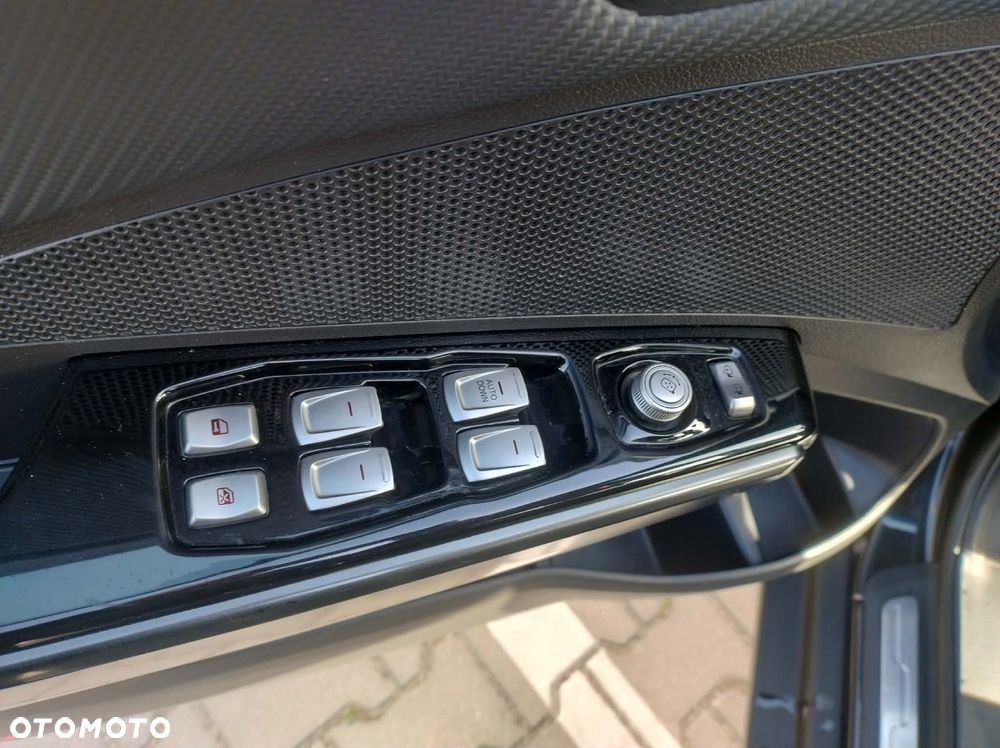 SsangYong/KGM XLV 1.6 Sapphire - 11