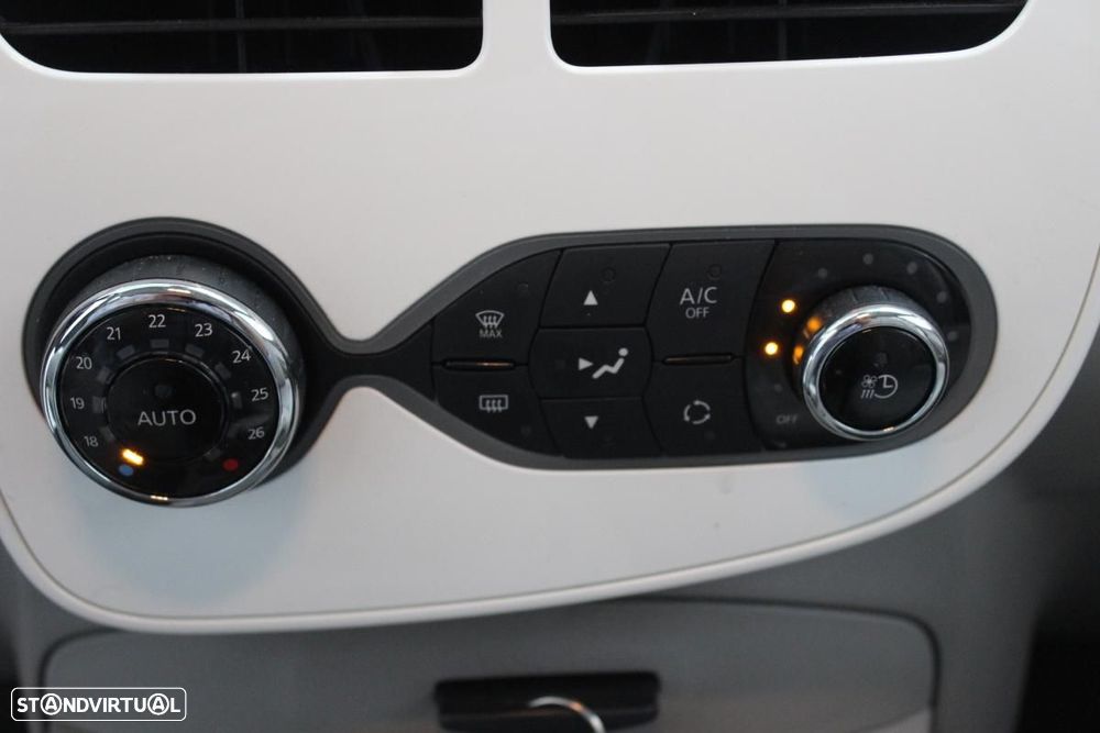 Renault Zoe (c/ Bateria) Zen - 23